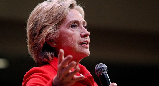 Bà Hillary Clinton cũng đã giành thắng lợi trong cuộc bầu cử sơ bộ tại bang Arizona với 61% số phiếu ủng hộ. Ảnh: AP