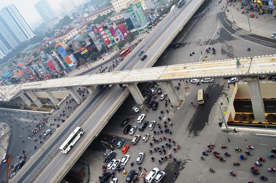 
Việc thông hầm chui Thanh Xuân sẽ hạn chế ùn tắc giao thông và giảm tải áp lực giao thông cho TP Hà Nội
