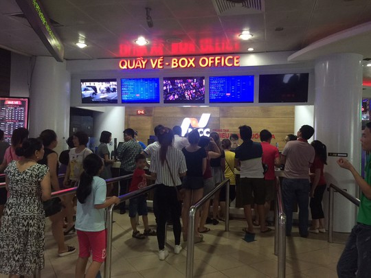 Trung tâm Chiếu phim quốc gia tại Hà Nội là rạp chiếu phim hiếm hoi của nhà nước còn thu hút khán giả đến xem phim