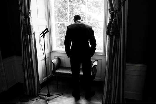 
Tổng thống Mỹ trầm ngâm trước một bài phát biểu trước công chúng tháng 5-2016.
