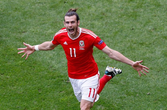 Bale sẽ là ngôi sao đáng chú ý nhất ở cuộc đối đầu Xứ Wales - Anh Ảnh: REUTERS