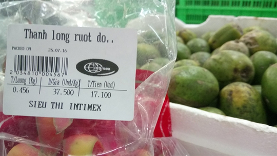 Giá thanh long tại siêu thị Intimex Hà Nội ngày 27-7-2016