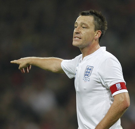 Terry giải cứu hàng thủ tuyển Anh ở Euro 2016?