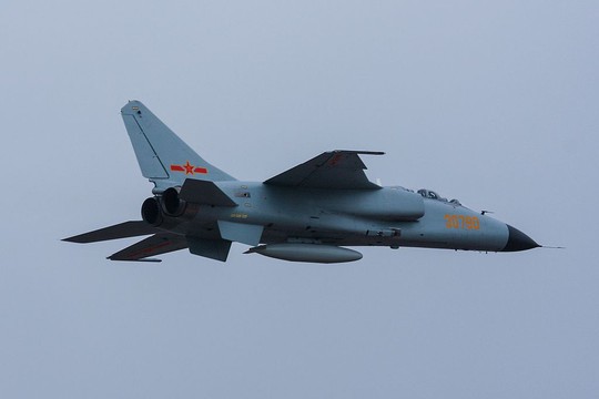 Xian JH-7A. Ảnh: Wikipedia
