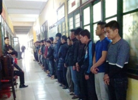 Các con bạc bị Công an tỉnh Nam Định bắt giữ