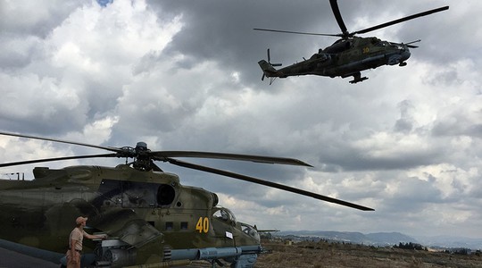 Nga bác bỏ thông tin IS phá hủy 4 máy bay trực thăng của quân đội nước này bị IS phá hủy. Ảnh: SPUTNIK