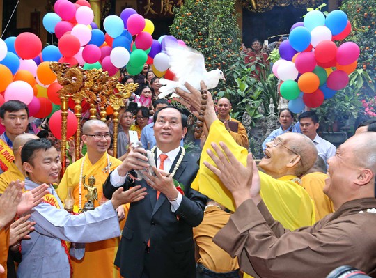 Chủ tịch nước Trần Đại Quang dự Đại lễ Phật đản vào sáng 21-5 Ảnh: TTXVN