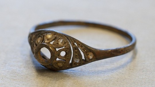 
Chiếc nhẫn được làm bằng vàng 583, sản xuất ở Ba Lan những năm 1920. Ảnh: Auschwitz Museum
