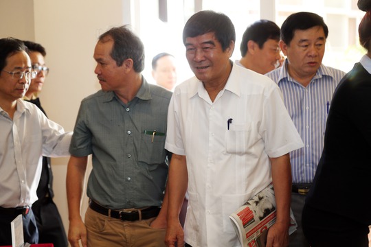 
Phó chủ tịch VFF Nguyễn Xuân Gụ trở thành tâm điểm của hội nghị
