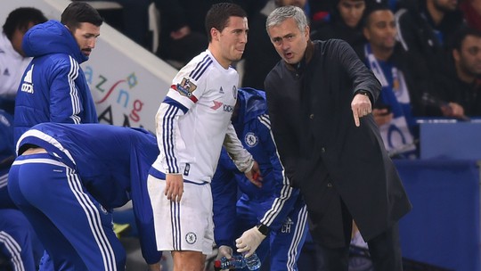 
Hazard cảm thấy có lỗi khi HLV Mourinho bị sa thải
