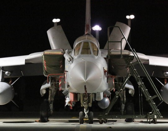 Một máy bay Tornado của Không quân Hoàng gia Anh (RAF). Ảnh: Express