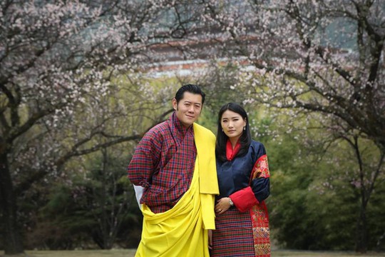 Vua Jigme Khesar Namgyel Wangchuck và Hoàng hậu Jetsun Pema. Ảnh: FACEBOOK