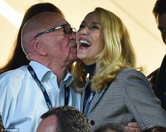 Trùm truyền thông Rupert Murdoch đính hôn ở tuổi 84