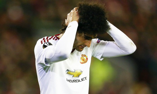 Fellaini có nguy cơ bị phạt nguội