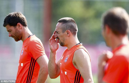 
Xabi Alonso và Ribery
