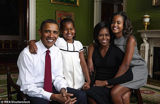 
Ông Obama đưa cả gia đình đến Cuba. ảnh: REX
