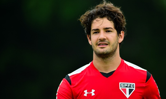 Pato đang trên đường đến Chelsea