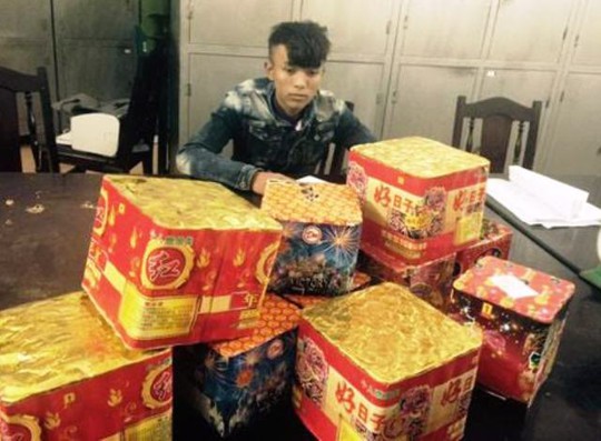 
Số pháo hoa do Trung Quốc sản xuất được công an Thanh Hóa phát hiện, bắt giữ
