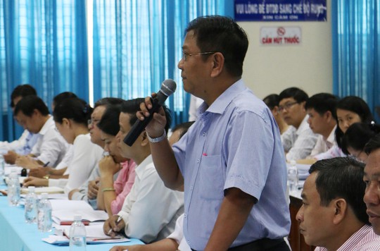 Trưởng Phòng Tài nguyên và Môi trường huyện Hóc Môn Trần Quang Duy đối diện nguy cơ mất chức vì báo cáo vô cảm