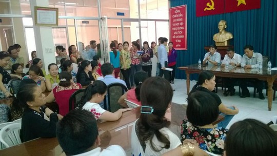 Lãnh đạo Công ty CP Giày Sài Gòn đối thoại với công nhân sáng 15-3