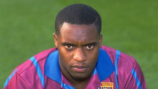 
Cựu cầu thủ Aston Villa Atkinson
