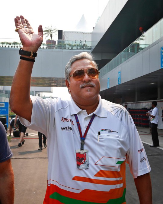 Ông trùm Vijay Mallya đã rời khỏi Ấn Độ. Ảnh: AP