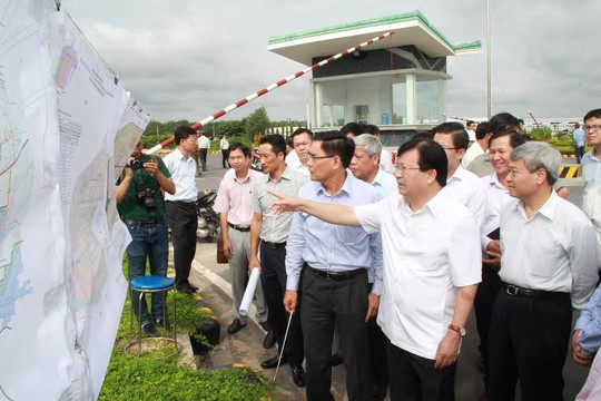 Phó Thủ tướng Trịnh Đình dũng cùng đoàn công tác thi sát khu vực sân bay Long Thành