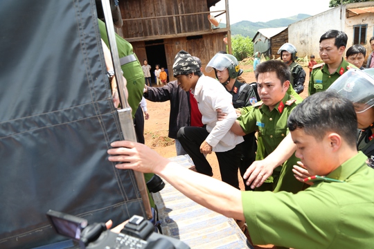 
Một trong những nghi phạm liên quan chính trong vụ án giết người, chống người thi hành công vụ tại xã Phi Tô, Lâm Hà, Lâm Đồng.
