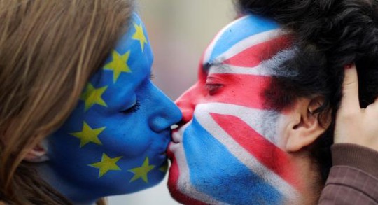 Cuộc hôn nhân giữa Anh và EU đã đứt đoạn. Ảnh: Reuters