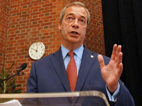 Ông Farage tuyên bố từ chức lãnh đạo UKIP hôm 4-7. Ảnh: EPA