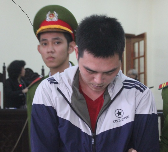 
Bị cáo Huỳnh Trung Tú tại phiên tòa
