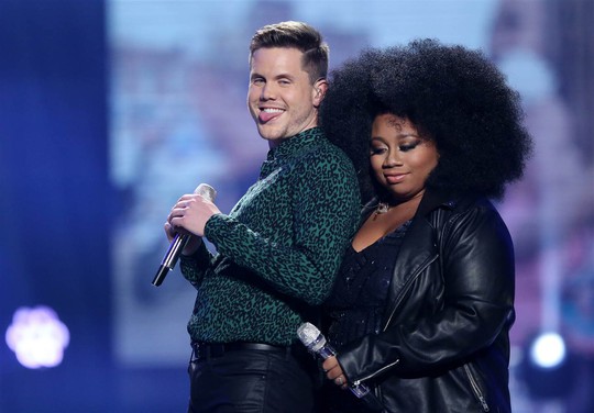 Trent Harmon (trái) và LaPorsha Renae. Ảnh: AP