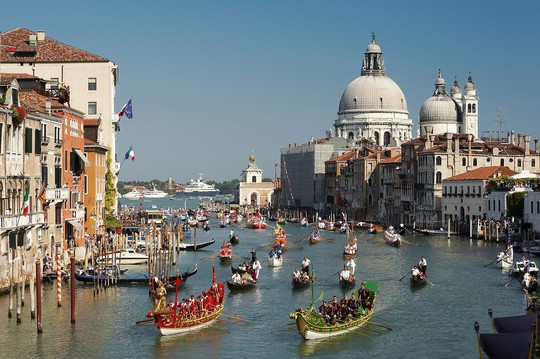 
Cảnh sắc Venice - Ý
