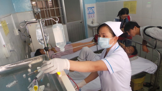 Người bệnh chạy thận nhân tạo tại Trạm Y tế phường Bình Chiểu, quận Thủ Đức, TP HCM