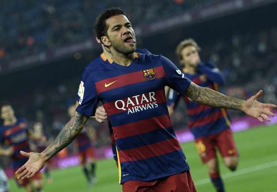 
Alves lăng mạ báo chí Tây Ban Nha
