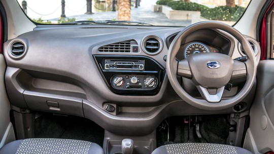 Khám phá chiếc Datsun redi-GO có giá bán chỉ 80 triệu đồng