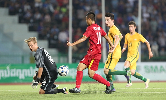 Đáng tiếc là sự chủ quan đã khiến U16 Việt Nam trả giá đắt khi đển thua U16 Úc ở loạt đá 11 mét