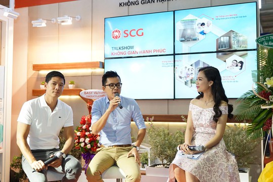 
Buổi talkshow Không gian hạnh phúc giữa kiến trúc sư Trần Lê Quốc Bình và người mẫu - diễn viên Bình Minh tại gian hàng SCG
