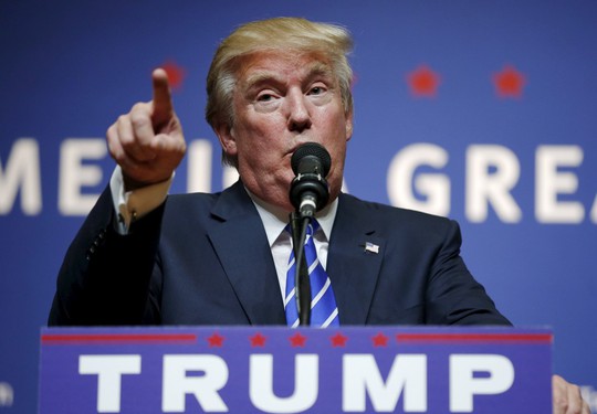 
Donald Trump trong lần phát biểu vận động tranh cử ở New Hampshire. Ảnh: Reuters
