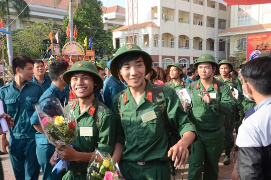 
Tự tin, vui vẻ lên đường (Ảnh: Nguyễn Phan)
