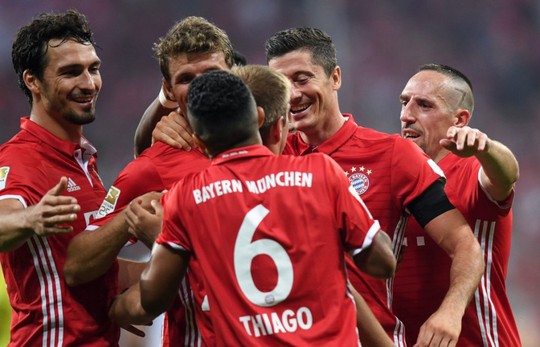 Bayern Munich thể hiện sức mạnh đáng sợ ở Bundesliga