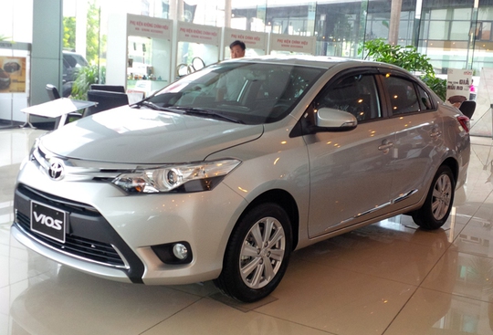 Toyota giảm giá Vios, Yaris và Corolla Altis tới 59 triệu đồng