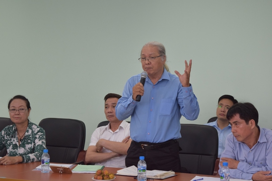 
Hoạ sĩ Trần Văn Mười – Chủ tịch Hội Mỹ thuật TP HCM phát biểu
