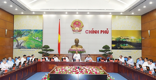 Thủ tướng Nguyễn Xuân Phúc chủ trì phiên họp Chính phủ thường kỳ tháng 5 diễn ra trong 2 ngày 1 và 2-6