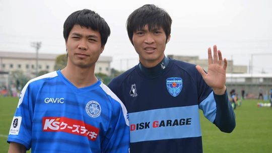 Công Phượng và Tuấn Anh mừng rỡ khi gặp lại nhau trong buổi tập của hai đội Mito Hollyhock và Yokohama FC