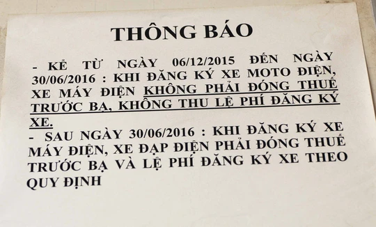 
Bảng thông báo được dán tại Đội CSGT quận 3, TP HCM
