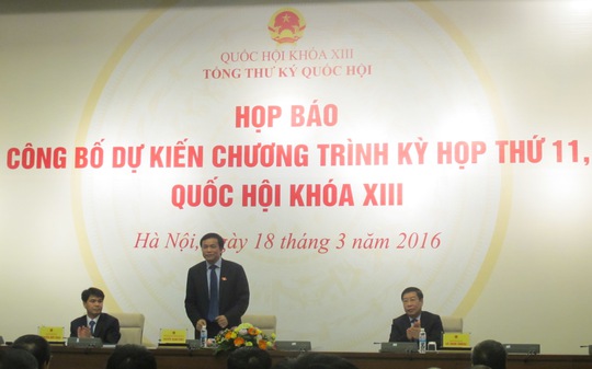 
Quang cảnh buổi họp báo
