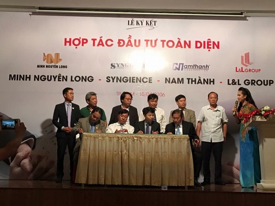 
Toàn cảnh lễ ký kết
