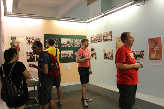 
Du khách tại Bảo tàng Chứng tích chiến tranh TPHCM
