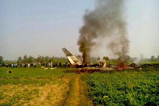 
Máy bay cỡ nhỏ của Không quân Myanmar gặp nạn sáng 10-2. Ảnh: BỘ THÔNG TIN MYANMAR
